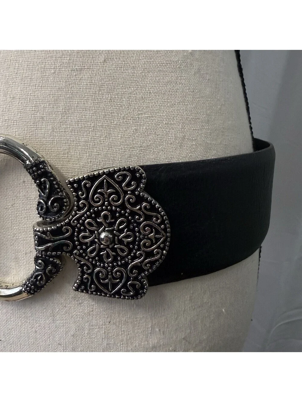 CHICOS Black Leather Mandala Silver Gold Hook Buckle Belt S/M Boho Western Wide